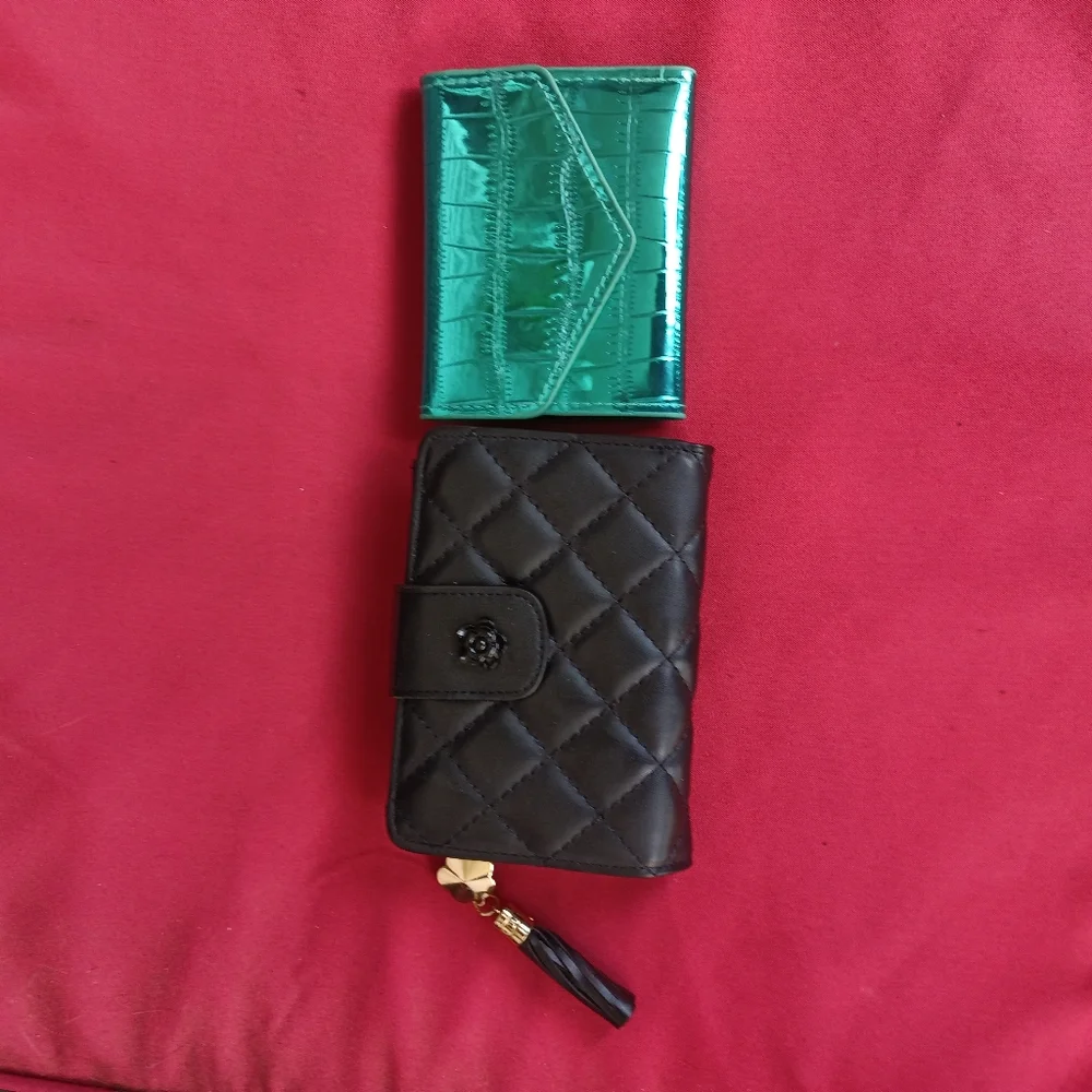 A lot of two women's wallet's. Black and teal. Brand New - Picture 1 of 6